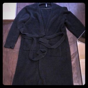 Skims Robe in Black